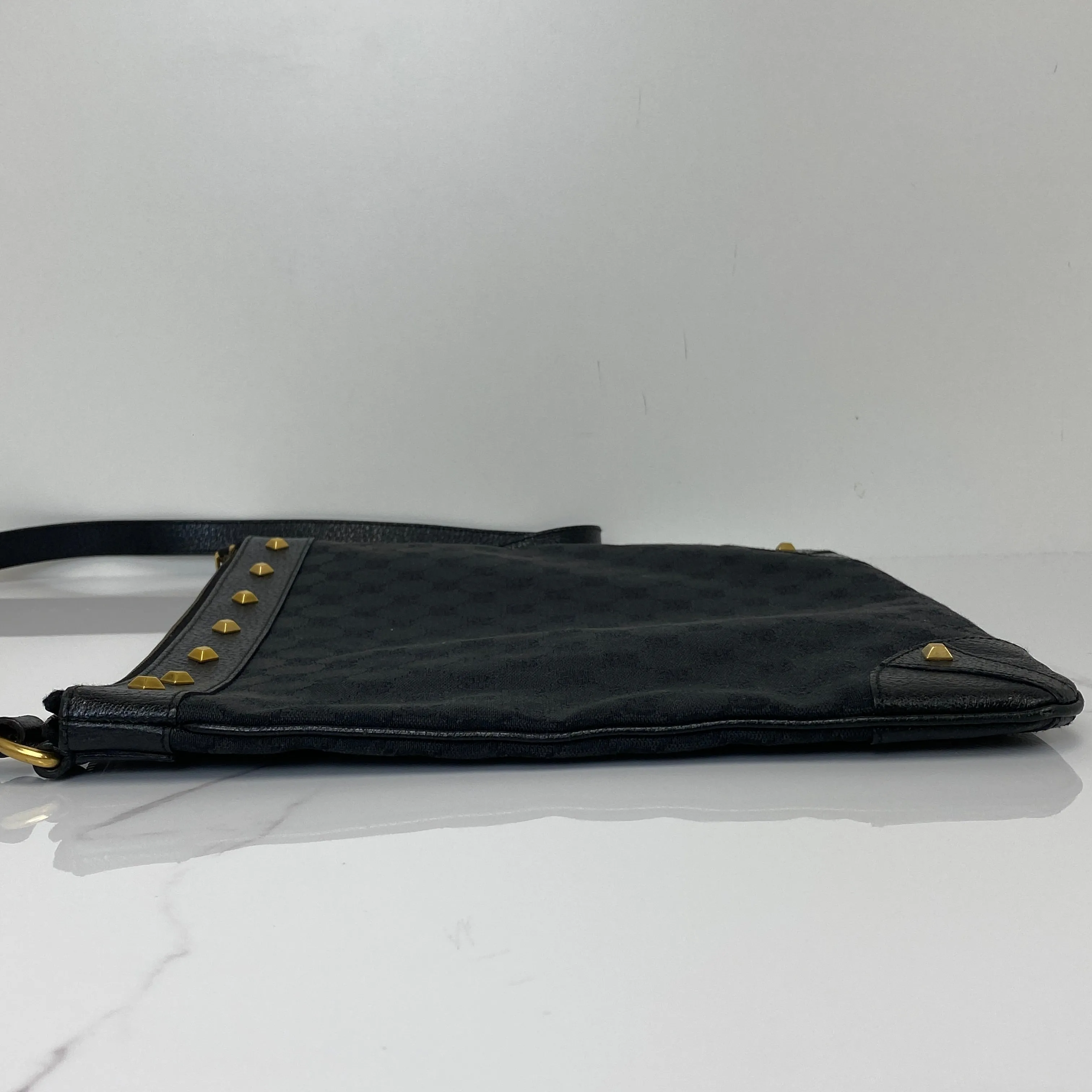 Gucci GG Canvas Messenger Bag