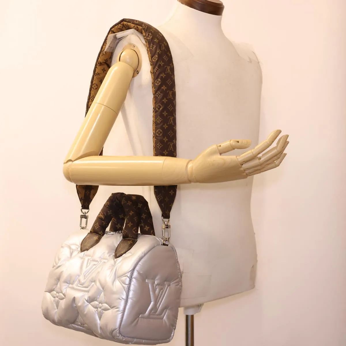 Trendy Inspired Louis Vuitton Speedy Bandouliere 25 Shoulder Bag