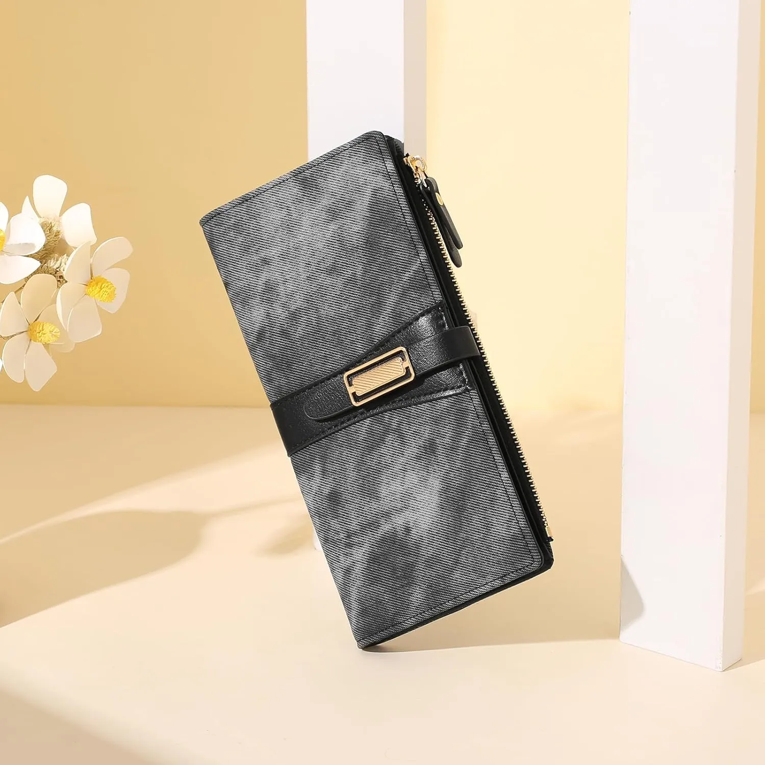 Wallets for Women Leather Large Size RFID Blocking Bifold Multi Card Wallet Case Credit Card Holder for Women with Zipper Pocket